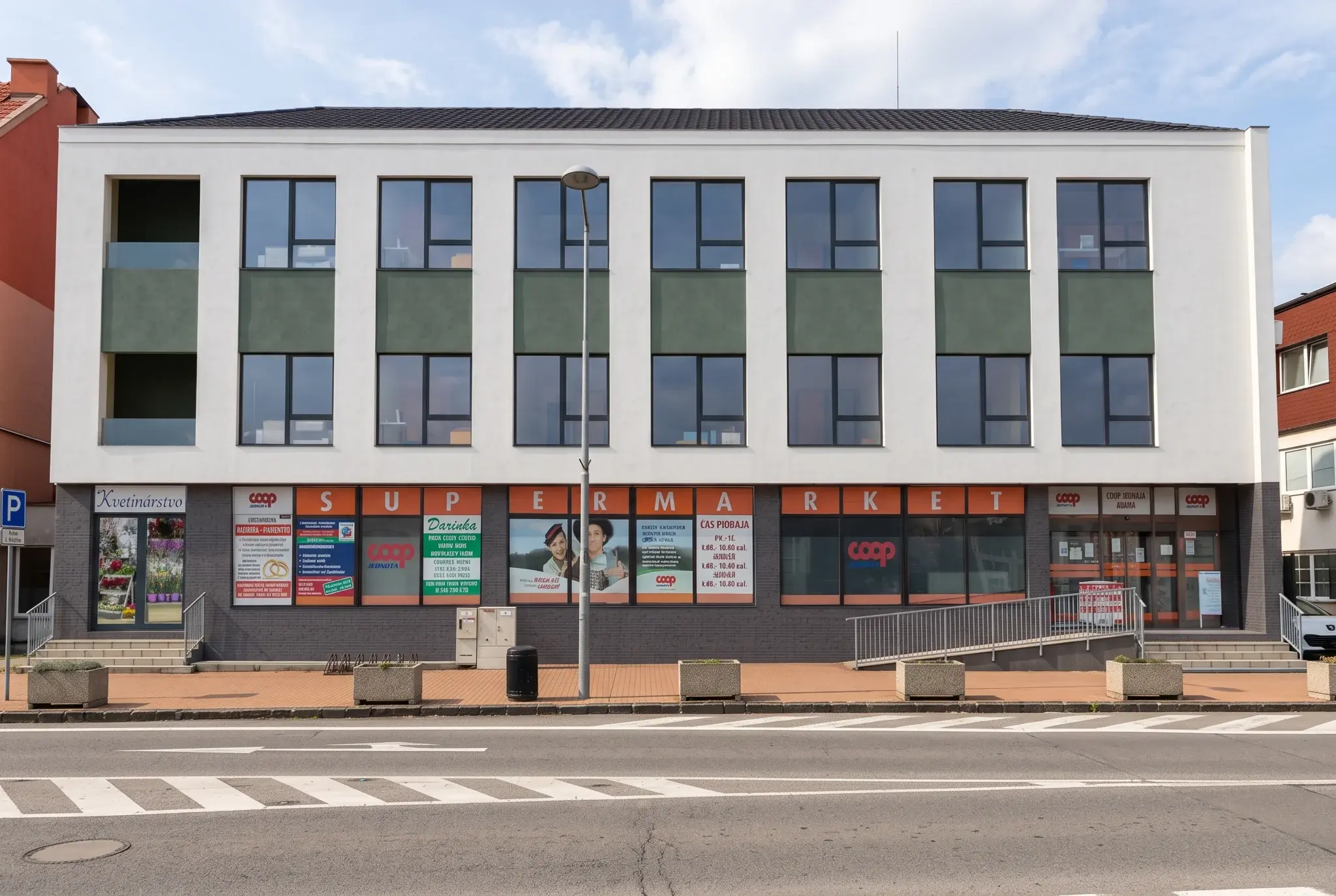 Nadstavba nad COOP Jednota