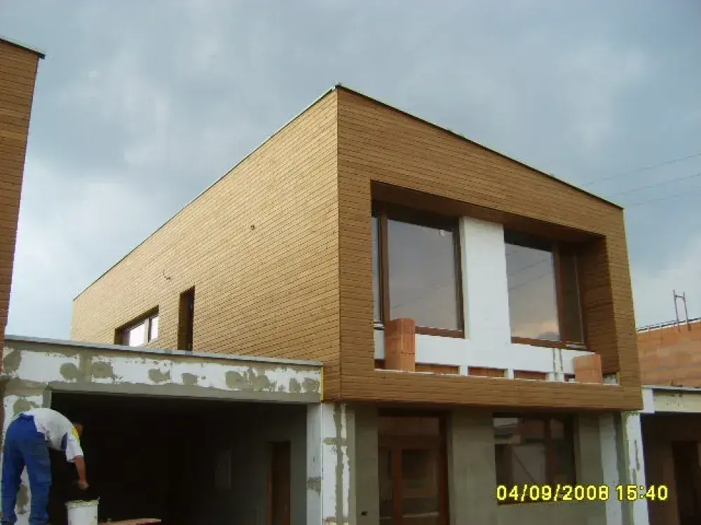Veľký Biel, 18 rodinných domov, stavebná činnosť