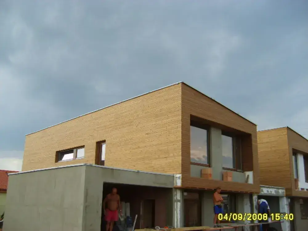 Veľký Biel, 18 rodinných domov, stavebná činnosť