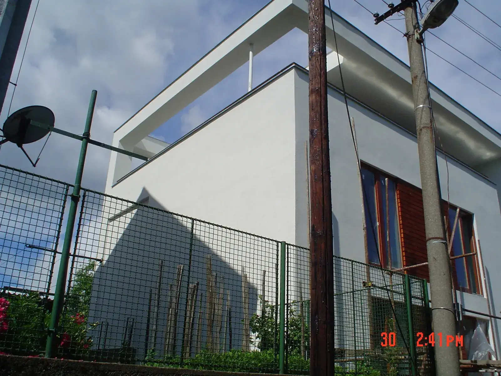 Villa Riviera, stavebná činnosť