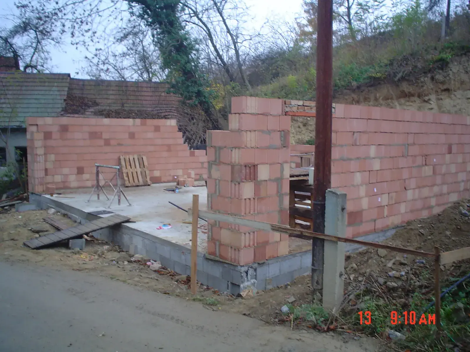 Villa Rut s garážou, stavebná činnosť