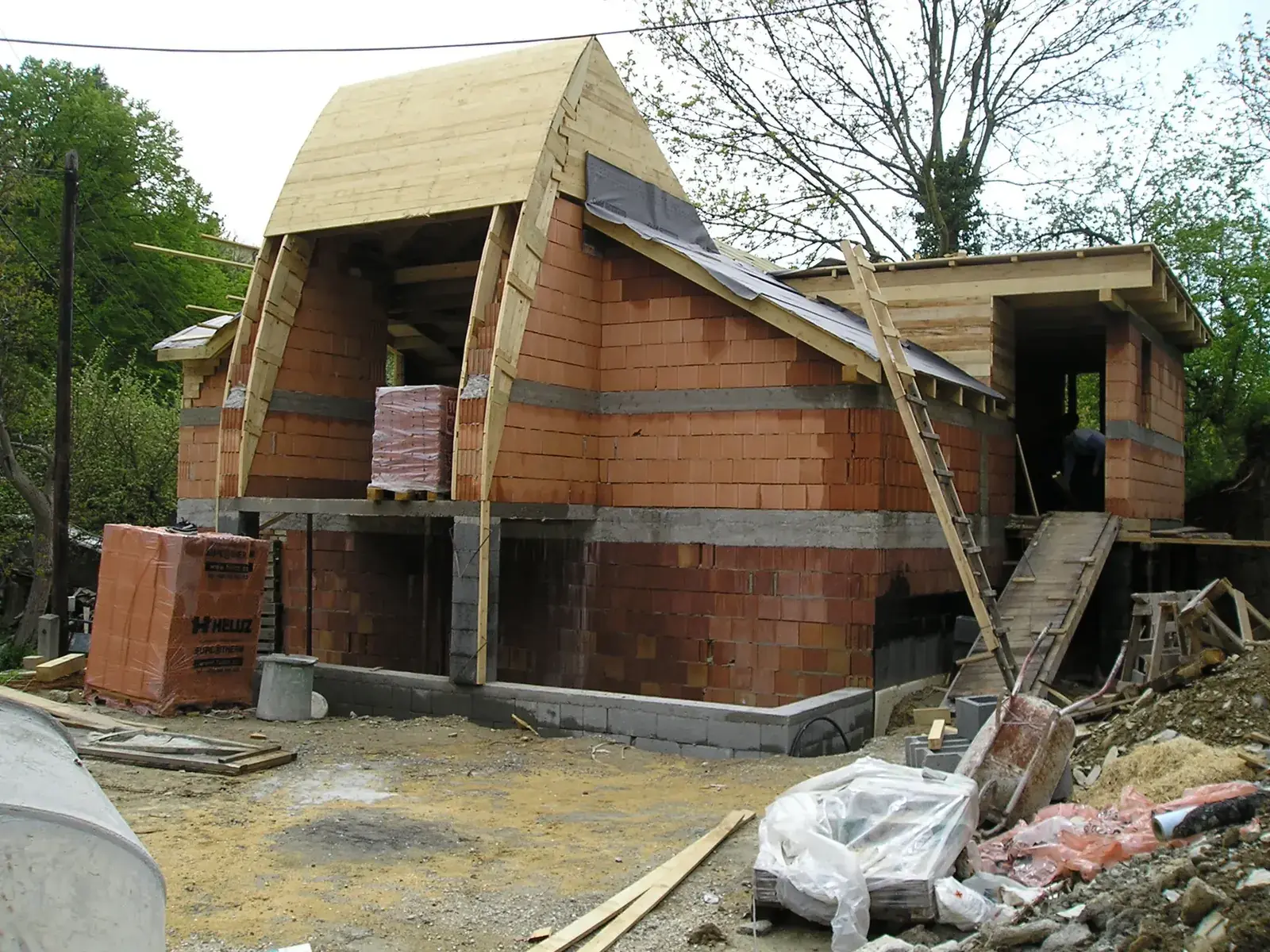 Villa Rut s garážou, stavebná činnosť