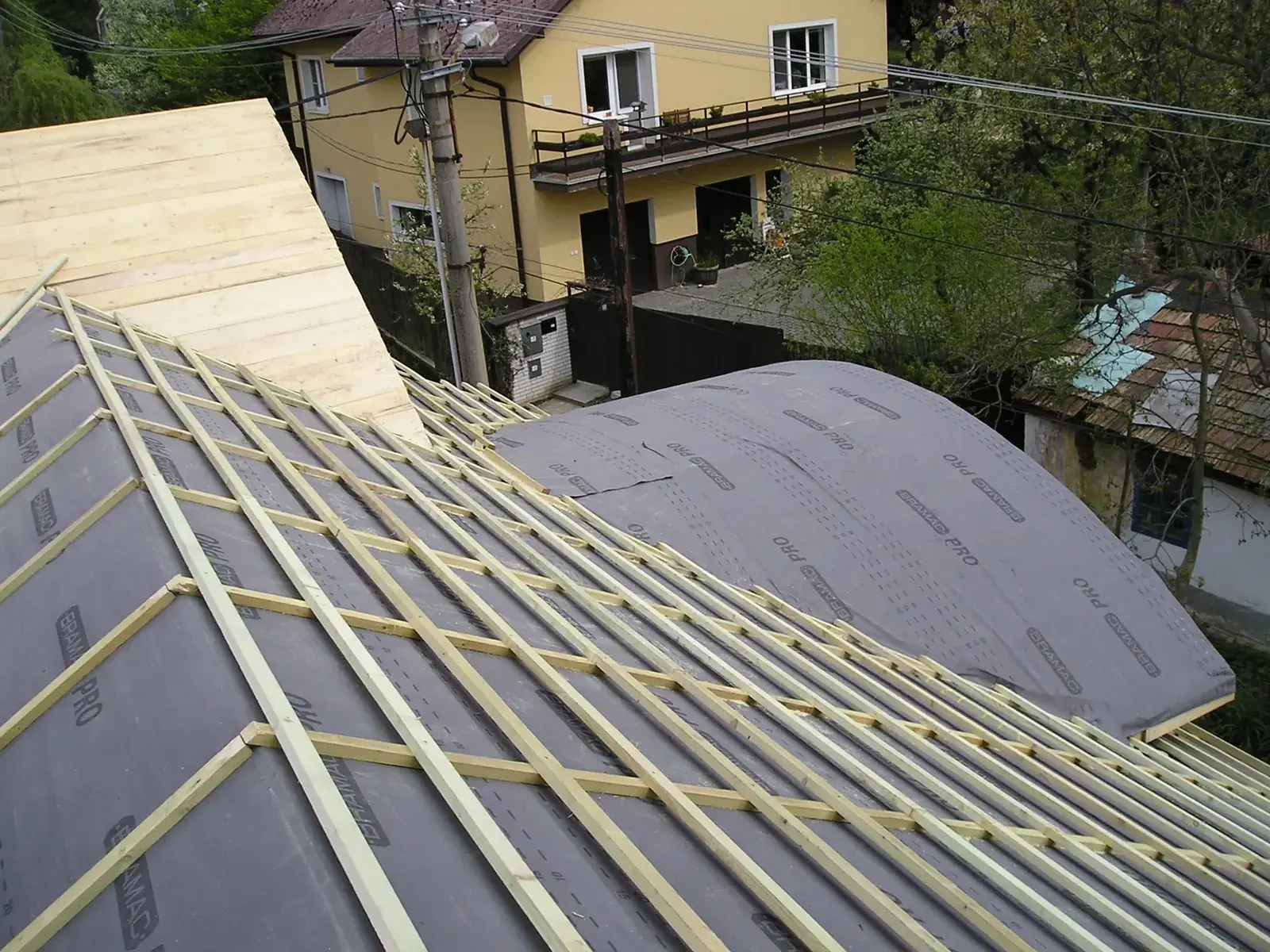 Villa Rut s garážou, stavebná činnosť