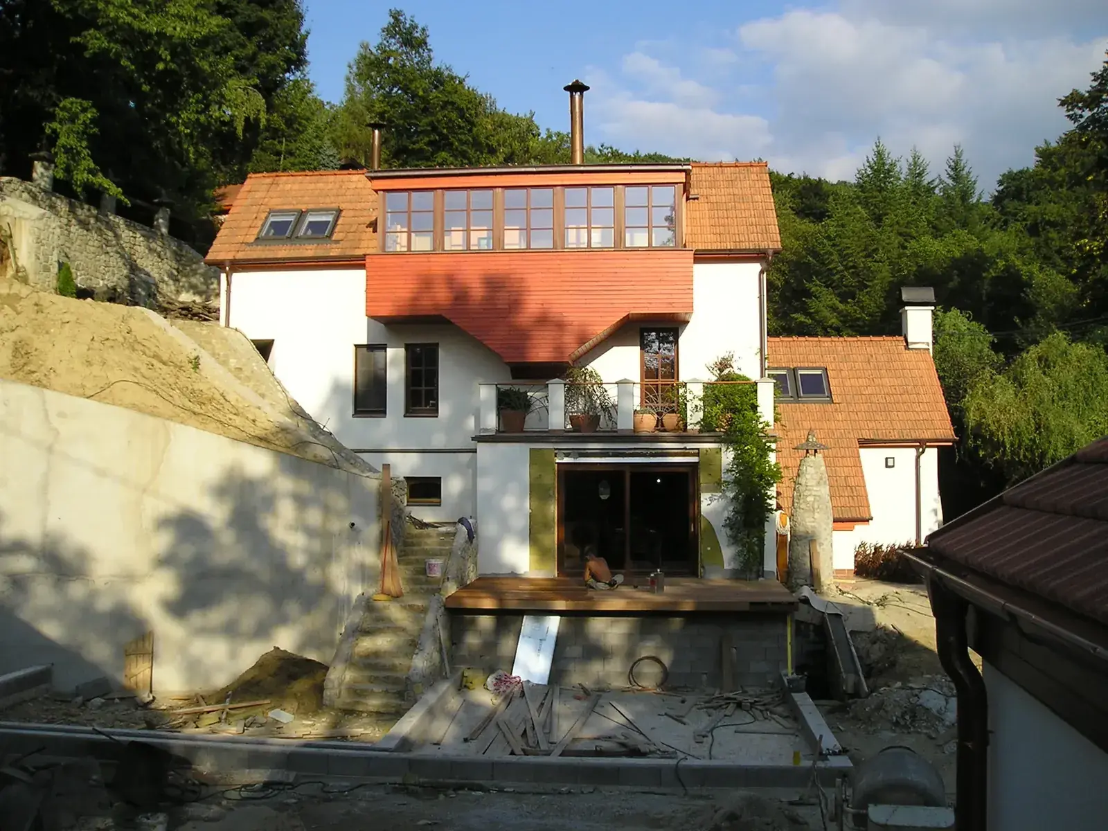 Villa Rut s garážou, stavebná činnosť