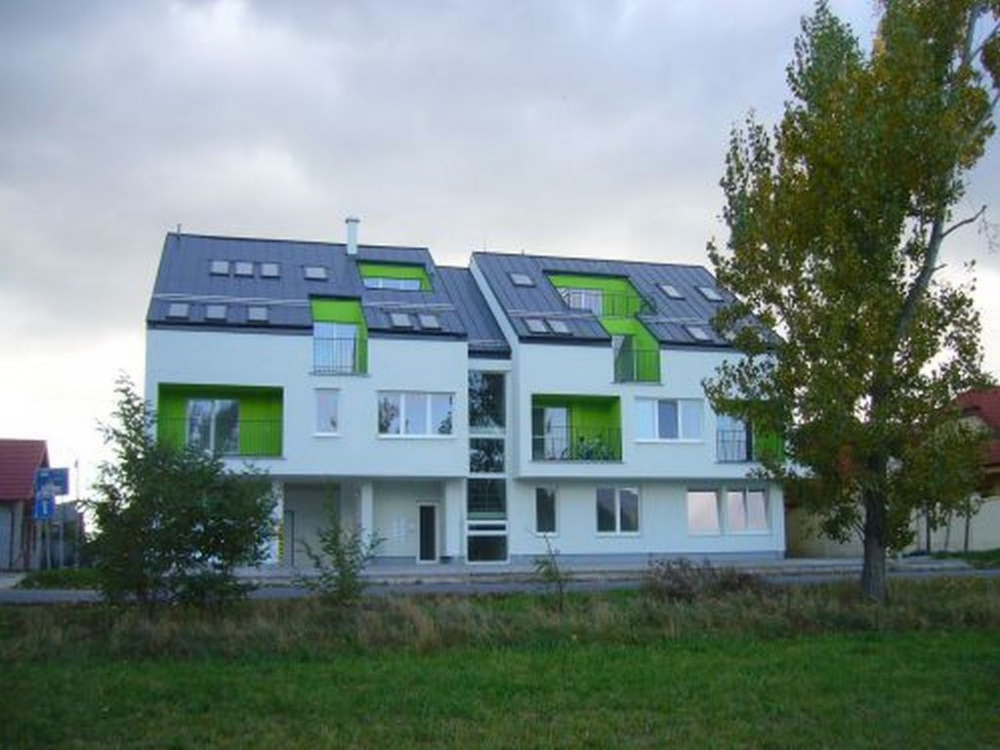 APARTMENT BUILDING - CIERNA VODA